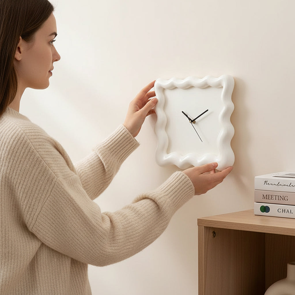 JUNOHR Trendy moderne vægur | legende design, 30 cm stort vægur