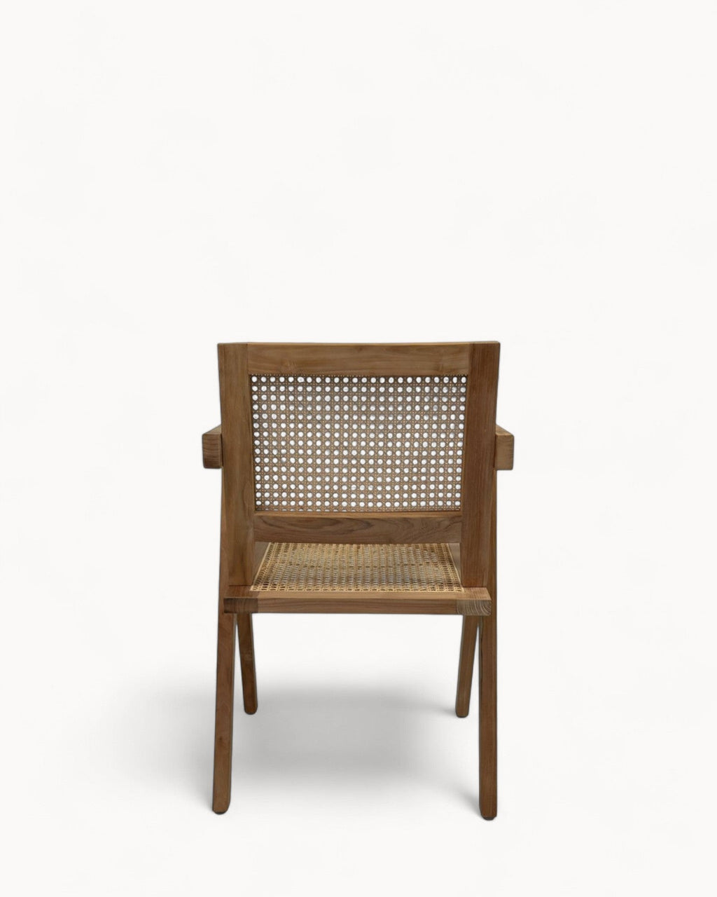 SYLFORM Spisestuestol i Teak og Rattan med Armlæn